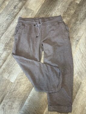 Banana Republic Women's Gray Tinted Taupe Capris with Drawstring Waist